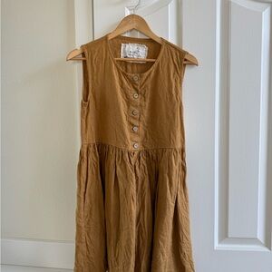 notPERFECTLINEN Tan Button-Front Top